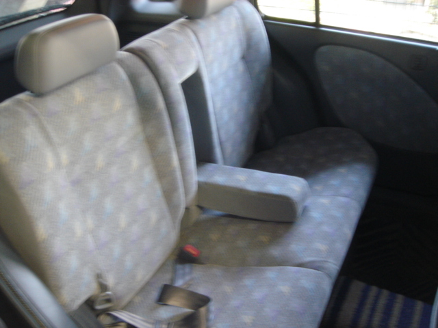 1998 Toyota Raum Photos