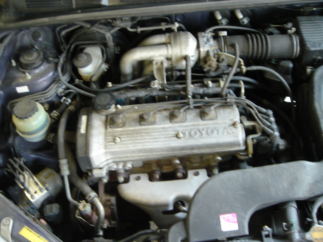 1998 Toyota Raum Photos
