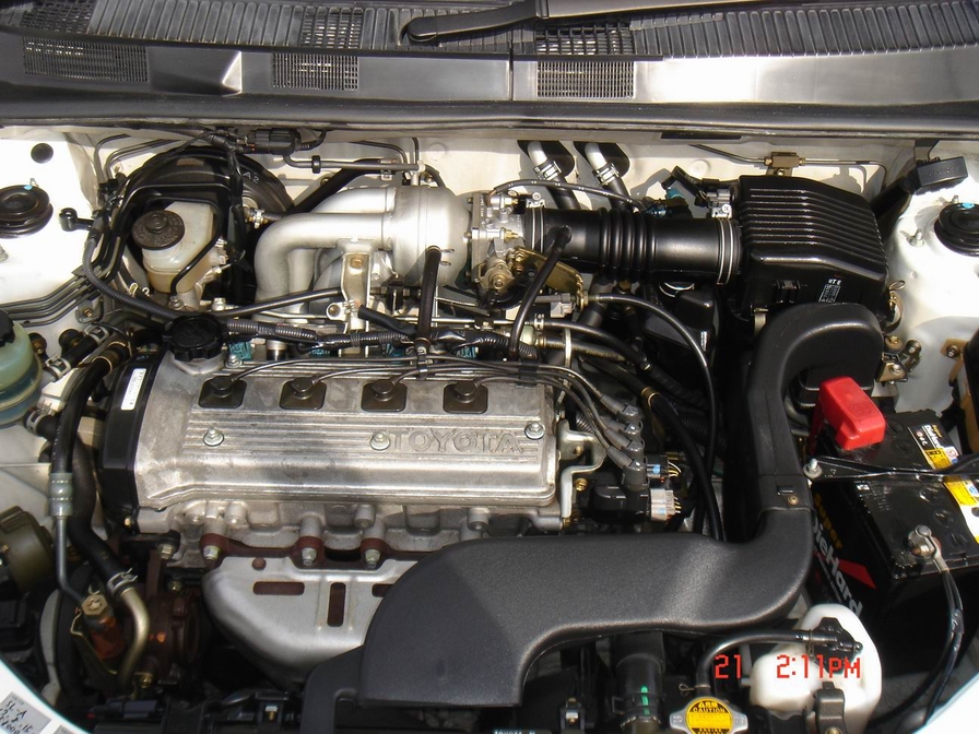1998 Toyota Raum Pics