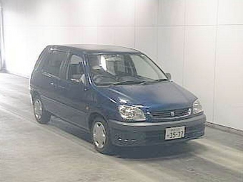 1999 Toyota Raum