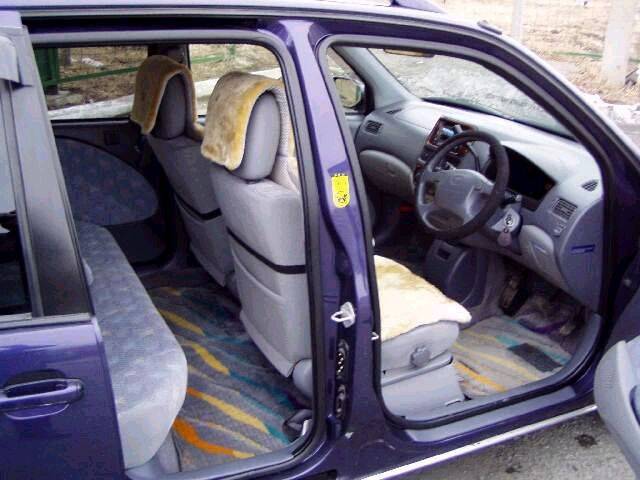 1999 Toyota Raum