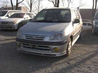 1999 Toyota Raum