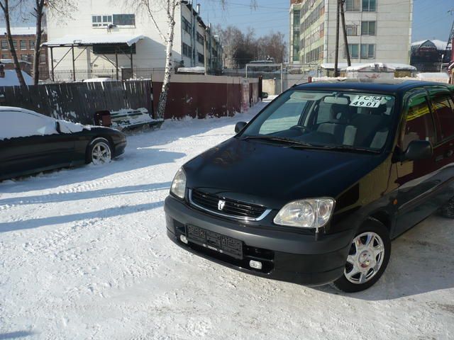 1999 Toyota Raum