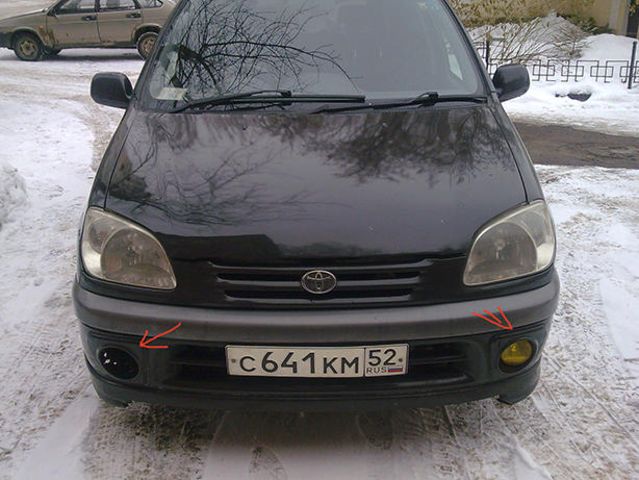 1999 Toyota Raum