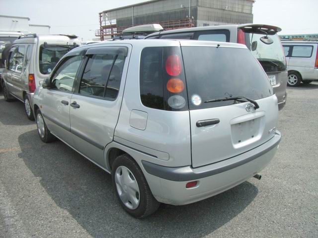 1999 Toyota Raum For Sale