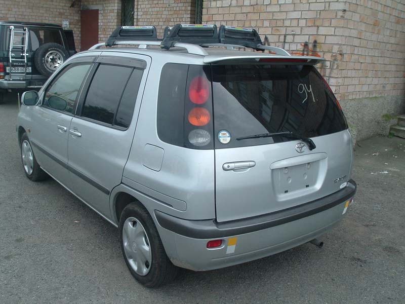 1999 Toyota Raum For Sale