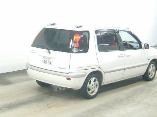 1999 Toyota Raum Pictures