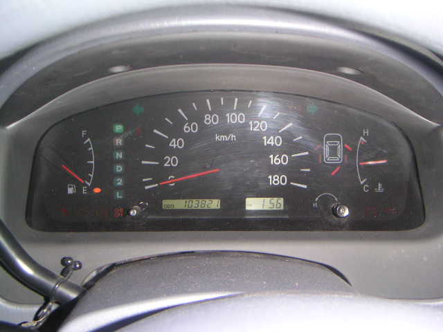 1999 Toyota Raum Pictures