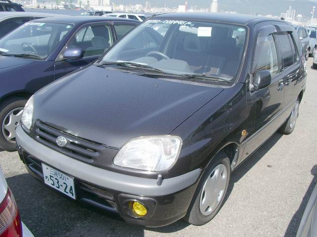 1999 Toyota Raum For Sale