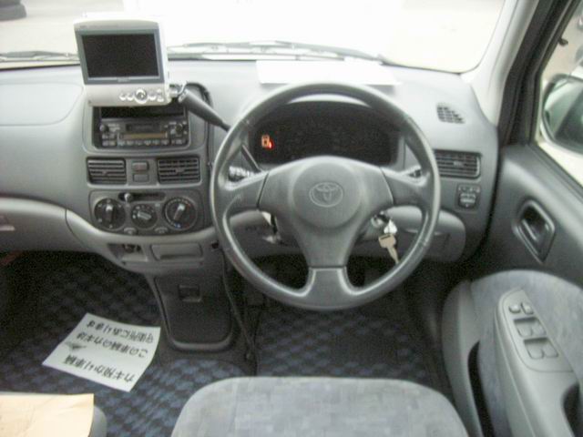 1999 Toyota Raum For Sale