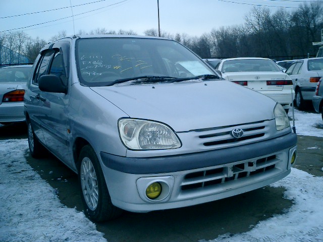 1999 Toyota Raum For Sale