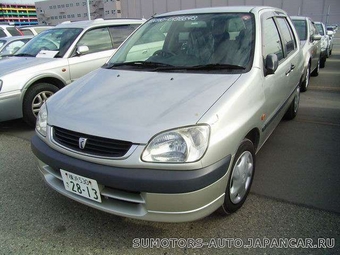 2000 Toyota Raum