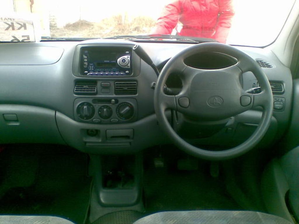 2000 Toyota Raum