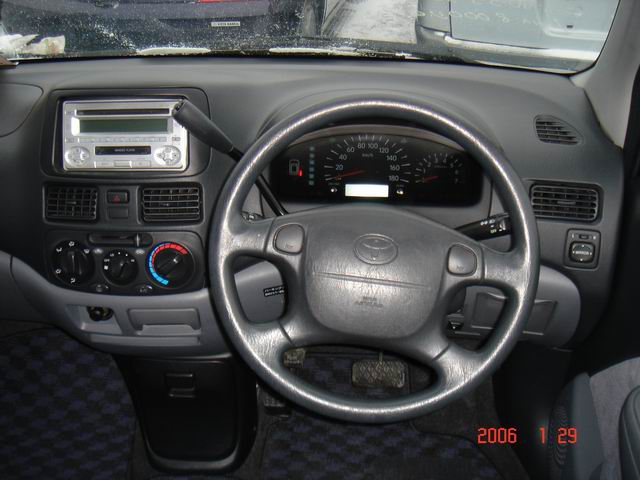 2000 Toyota Raum For Sale