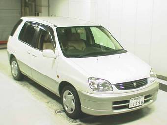 2002 Toyota Raum For Sale