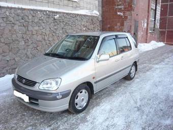 2002 Toyota Raum For Sale