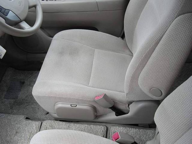 2003 Toyota Raum