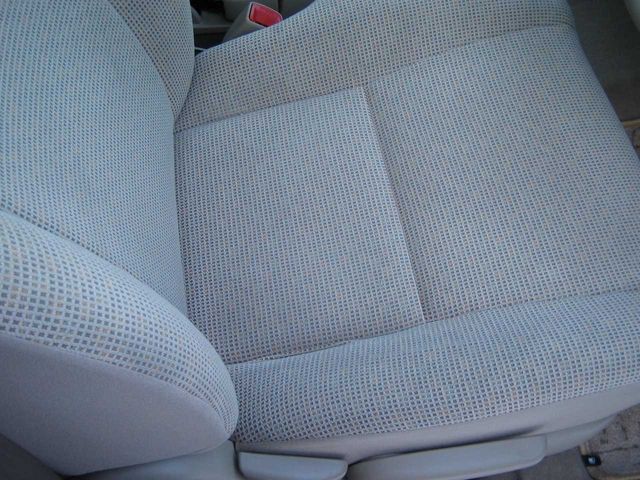 2003 Toyota Raum