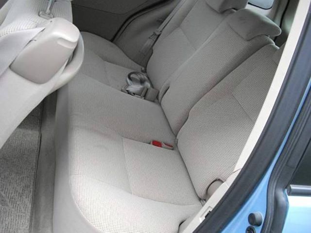 2003 Toyota Raum