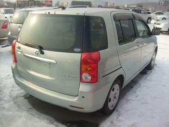 2003 Toyota Raum For Sale
