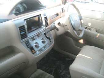 2003 Toyota Raum For Sale