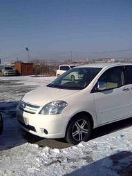 2003 Toyota Raum For Sale