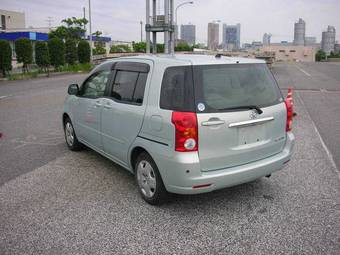 2003 Toyota Raum For Sale