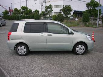 2003 Toyota Raum For Sale