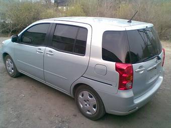 2003 Toyota Raum For Sale