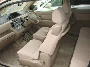2003 Toyota Raum For Sale