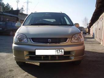 2003 Toyota Raum For Sale