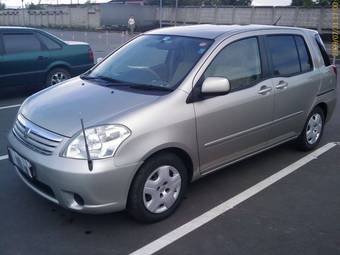 2003 Toyota Raum For Sale