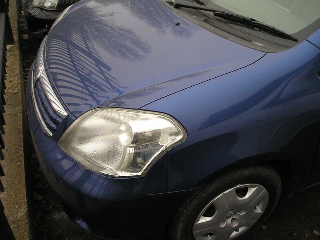 2004 Toyota Raum