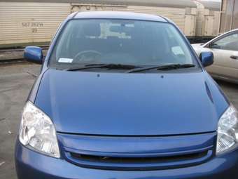 2004 Toyota Raum For Sale