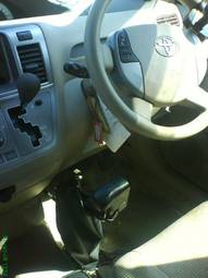 2004 Toyota Raum Pictures