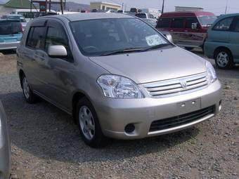 2004 Toyota Raum For Sale