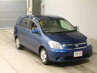 2005 Toyota Raum Pictures