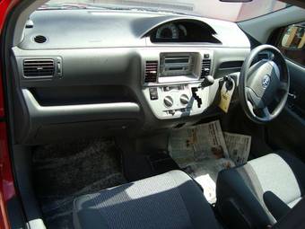 2005 Toyota Raum For Sale