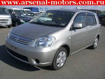 2006 Toyota Raum Pictures