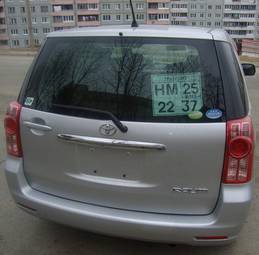 2008 Toyota Raum Photos