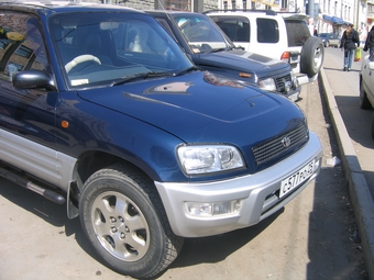 RAV4