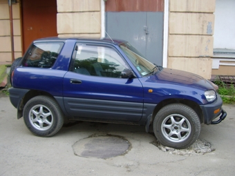 1995 Toyota RAV4