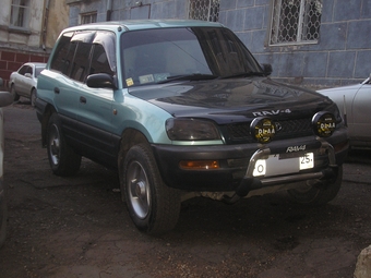 1995 Toyota RAV4