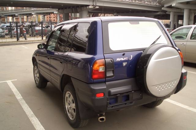 1995 Toyota RAV4