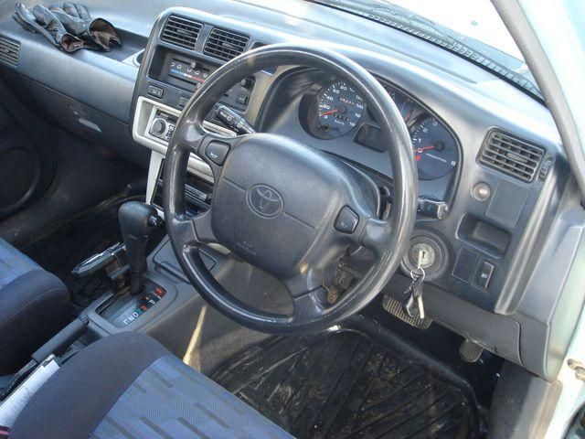 1995 Toyota RAV4