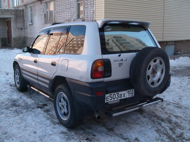 1995 Toyota RAV4