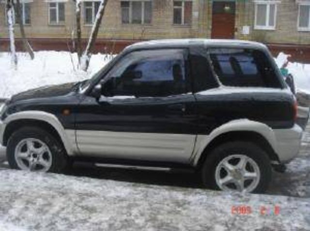 1995 Toyota RAV4