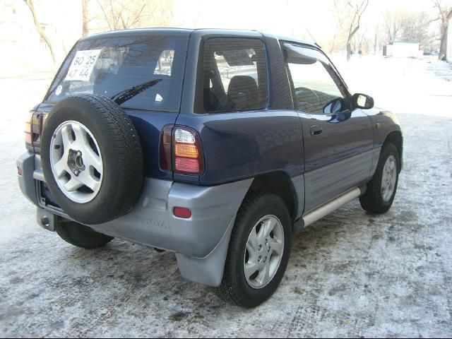 1995 Toyota RAV4