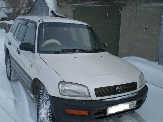 1995 Toyota RAV4