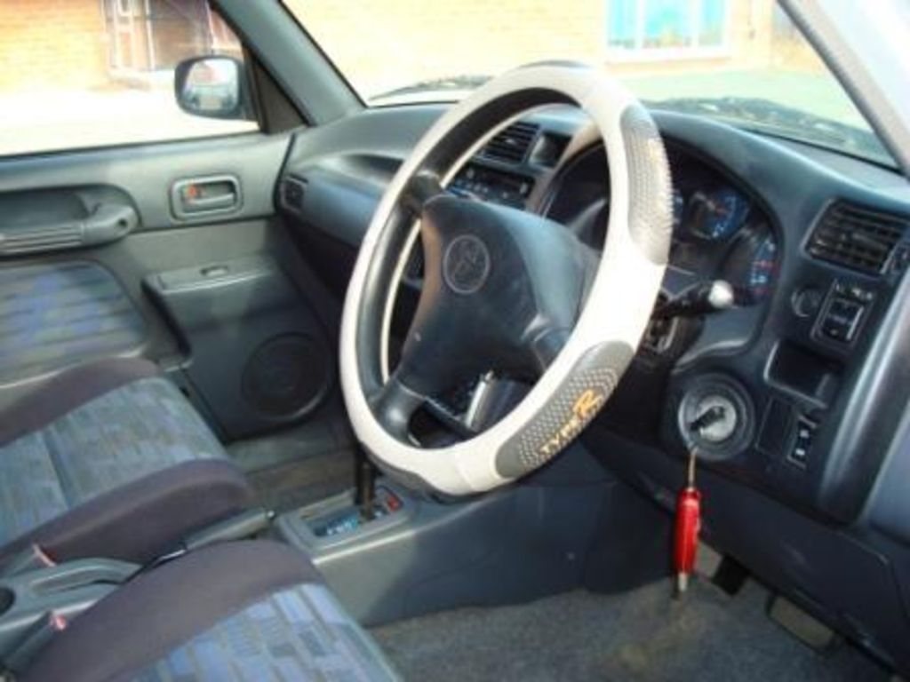 1995 Toyota RAV4